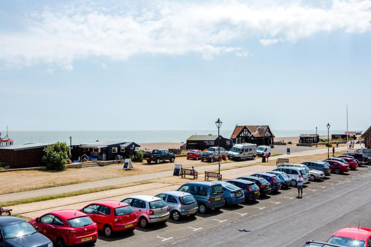 14 Market Cross Place - Beachfront Location With Lovely Sea Views - Aldeburgh Coastal Cottages Екстериор снимка